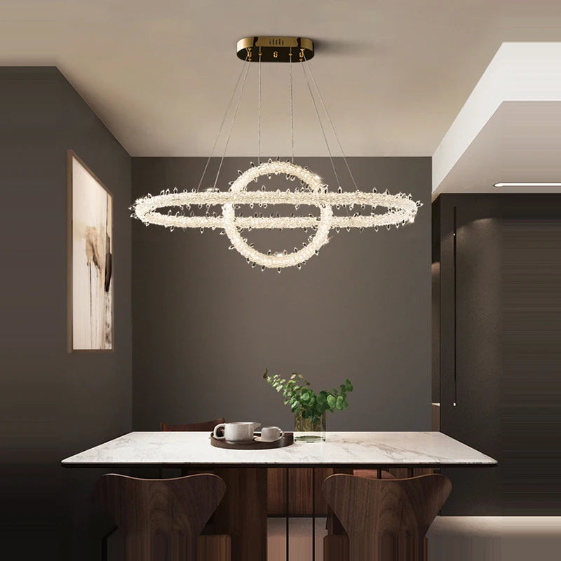 suspension lumineuse moderne cristaux blanc translucide chaînes suspendues