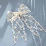 ruban dentelé motif floral blanc classique romantique décoratif 18cm translucideintérieur décoration