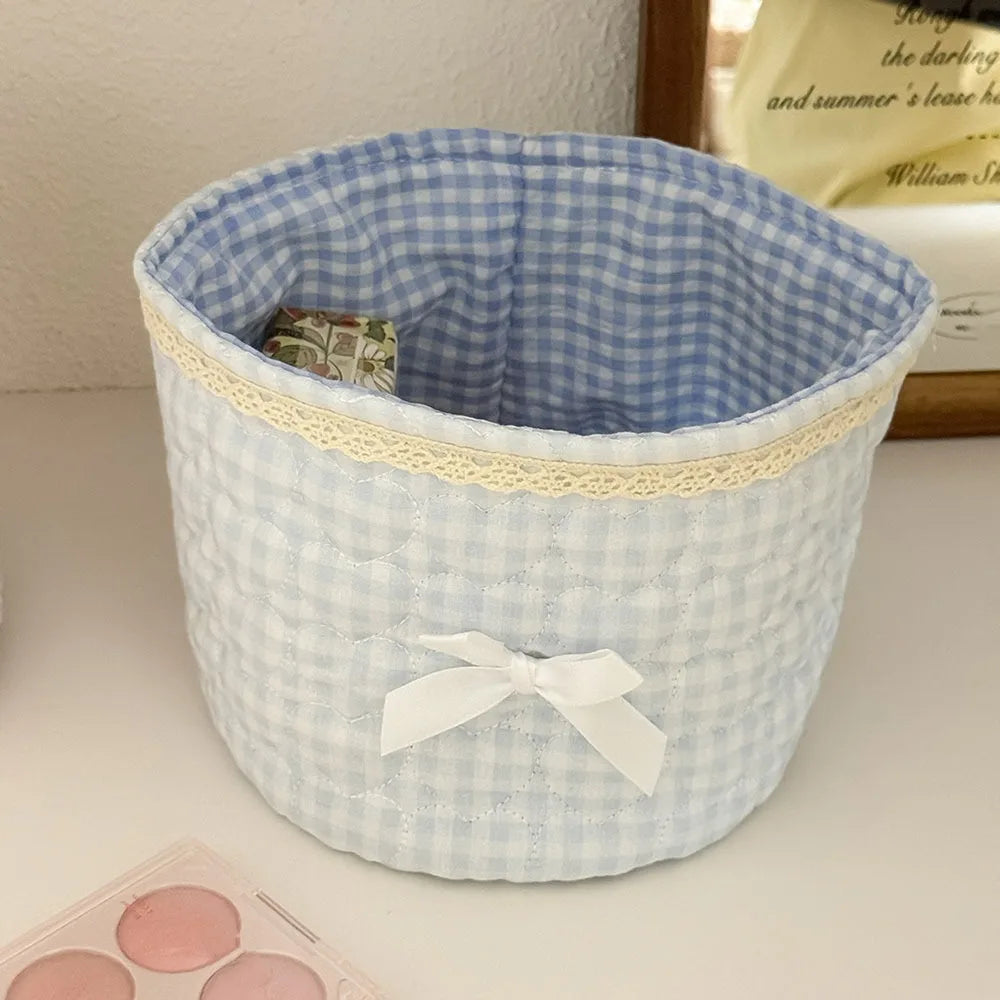 panier vichy rose clair imprimé moutons bleus fleurs vintage dentelle bordure ruban