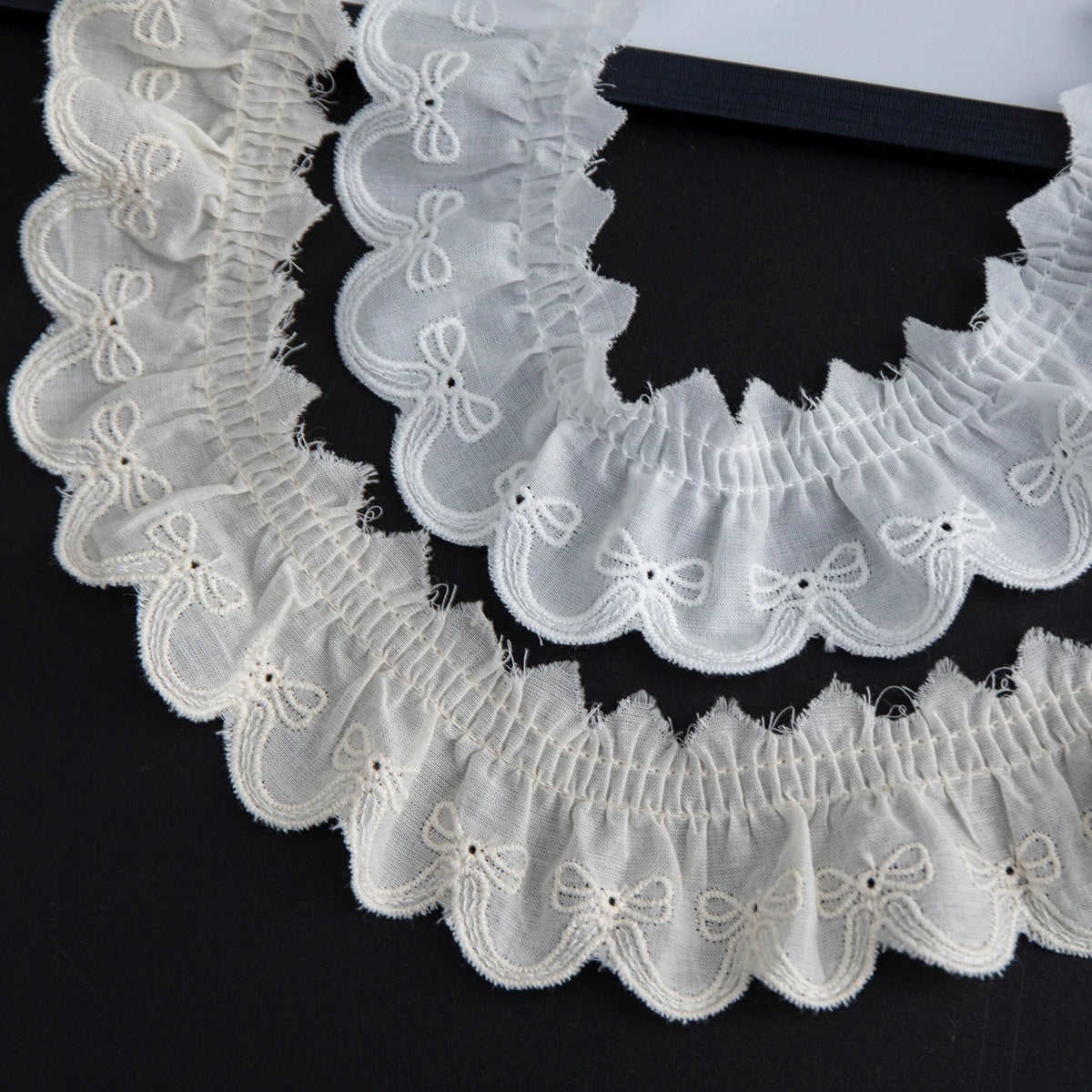ruban dentelle coton blanc nœuds décoratifs mariage décoration robe classique