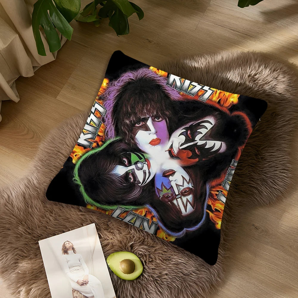 coussin carré motif kiss polyester pop rock noir imprimé dobbys décoratif 40x40cm 45x45cm 50x50cm