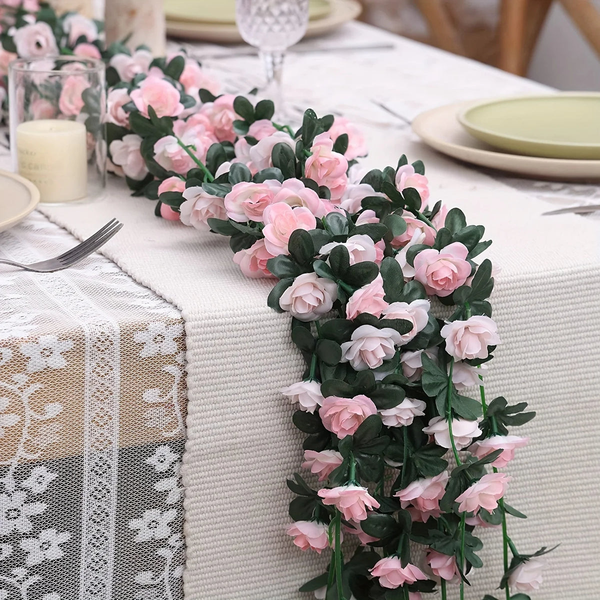 guirlande fleurs artificielles roses vertes décoration murale mariage romantique intérieur festive anniversaire