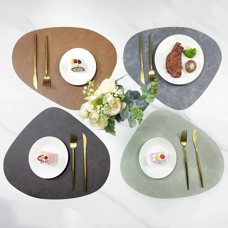 tapis table moderne marron gris vert texture cuir adhésif assiettes fourchettes couteaux
