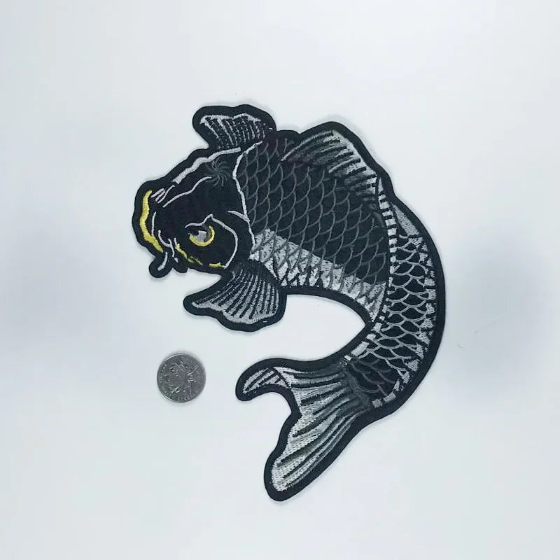 patch brodé poisson koi noir ecailles traditionnel asiatique coton polyester diy personnalisable