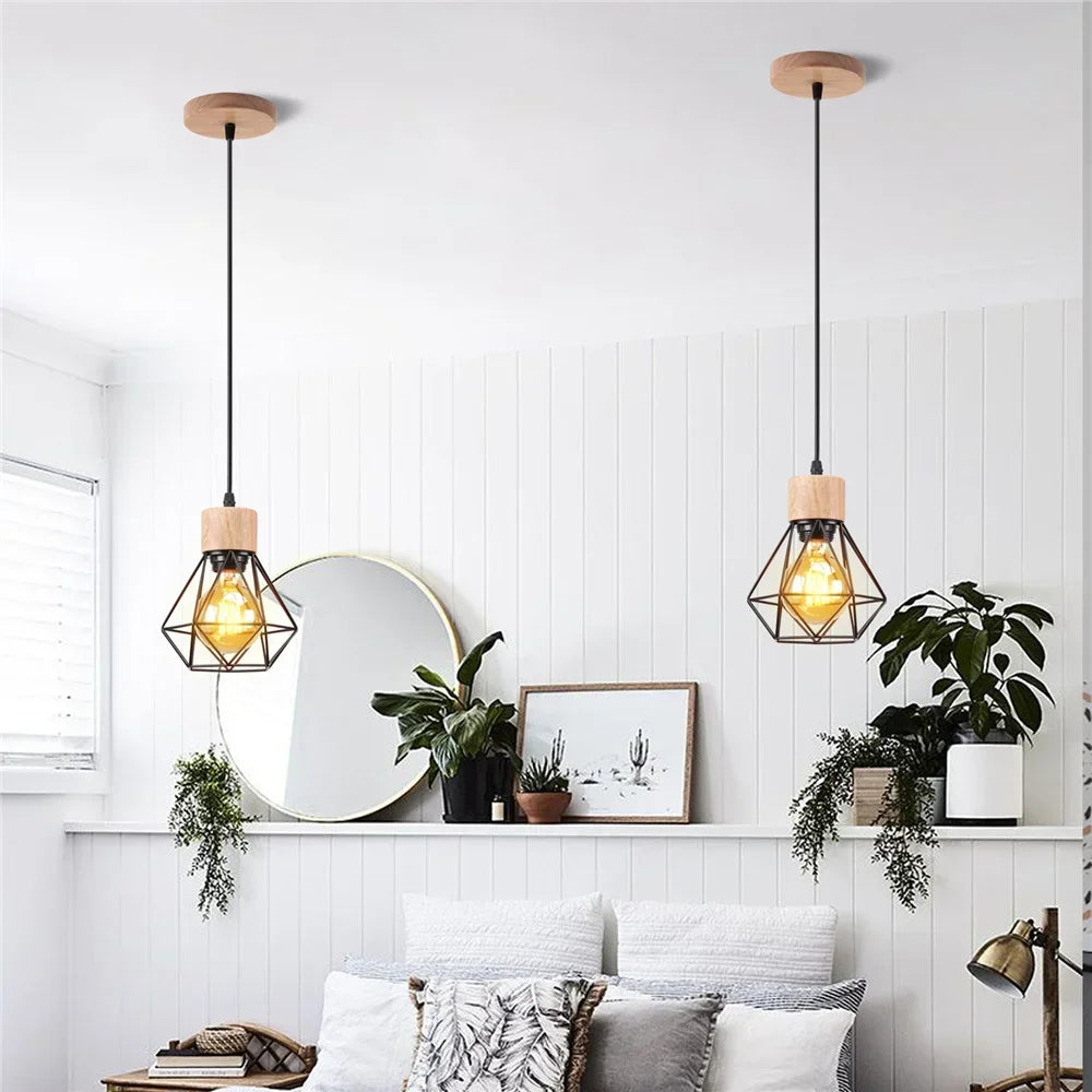 suspension lumineuse industrielle cage métal finition bois naturel ampoule filament noir moderne