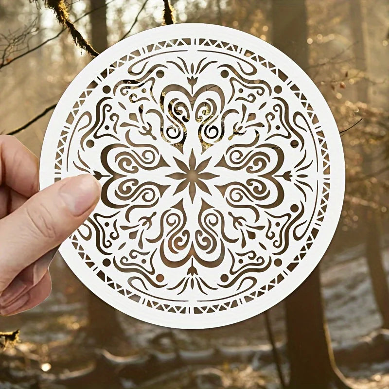 stencils mandala blanc or ornements floraux artisanal élégants peinture bricolage décoration murale bois tissu