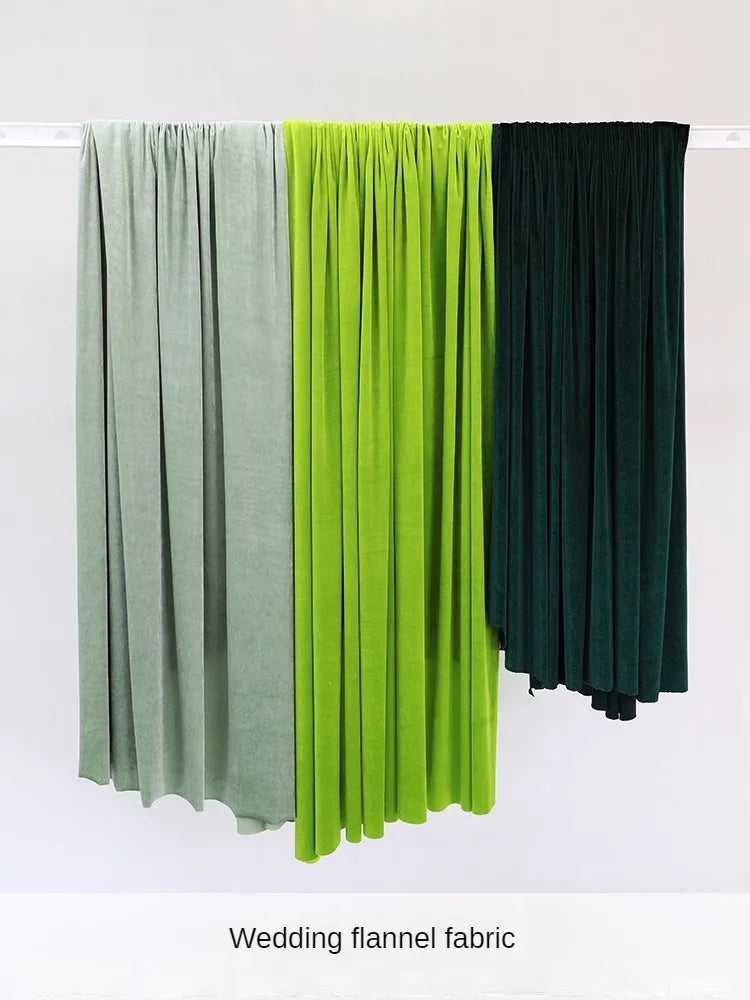 tissu velours polyester uni opaque moderne vert foncé vert clair noir rouge blanc resistant