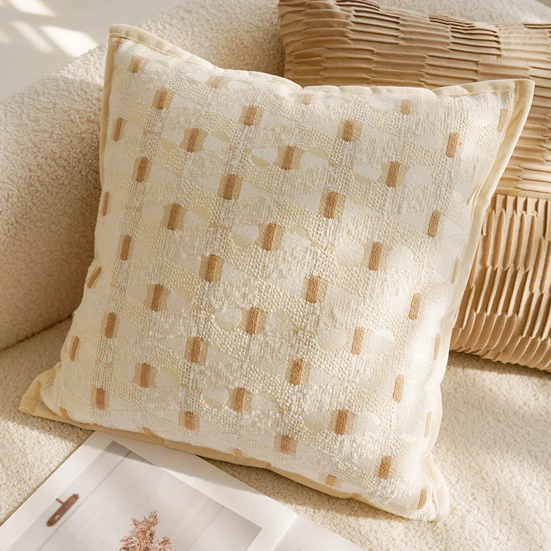 coussins patchwork marron beige motifs géométriques imprimé léopard contemporain polyester coton respectueux environnement non