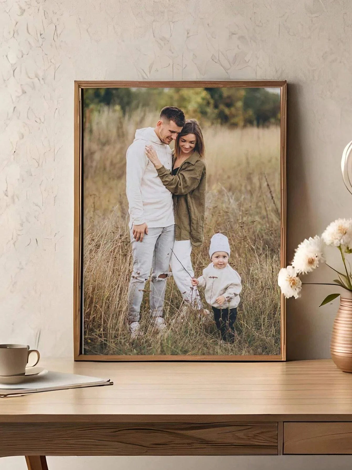 tableau photo famille champ herbes haute cadre bois clair décoration intérieure impression toile