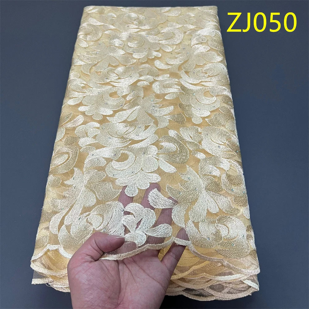 tissu brodé sequins motifs floraux polyester coton occasion mariage robe cérémonie bleu rose blanc