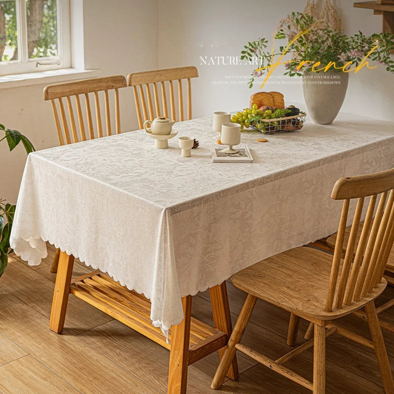 nappe table rectangulaire beige clair broderie florale classique salle manger