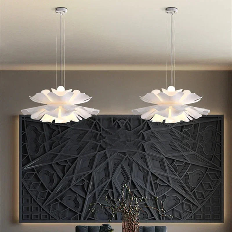 lampe suspendue moderne feuilles ouvertes blanc opacité éclairage chaleureux interrupteur bouton semi encastré