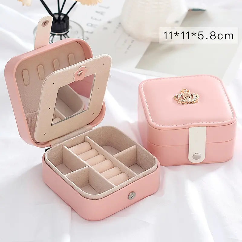 boîte bijoux simili cuir moderne rose clair noir velours intérieur porte bagues boucles doreilles