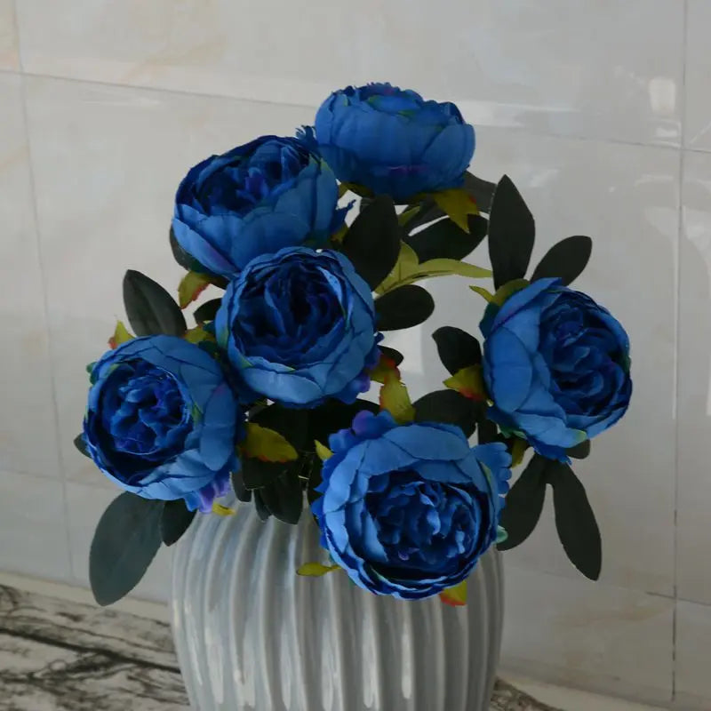 bouquet pivoines artificielles têtes roses rouges blanches decoration maison intérieur romantique