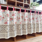 rideau crochet floral semi transparent boutons rouge blanc cuisine vintage
