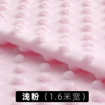 couverture bébé protection uv tissu velours couleur rose jaune moderne douce texture bosses respectueux