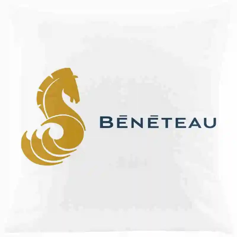 housse coussin carré polyester logo beneteau moderne décoration intérieure siège chaise voiture blanc jaune