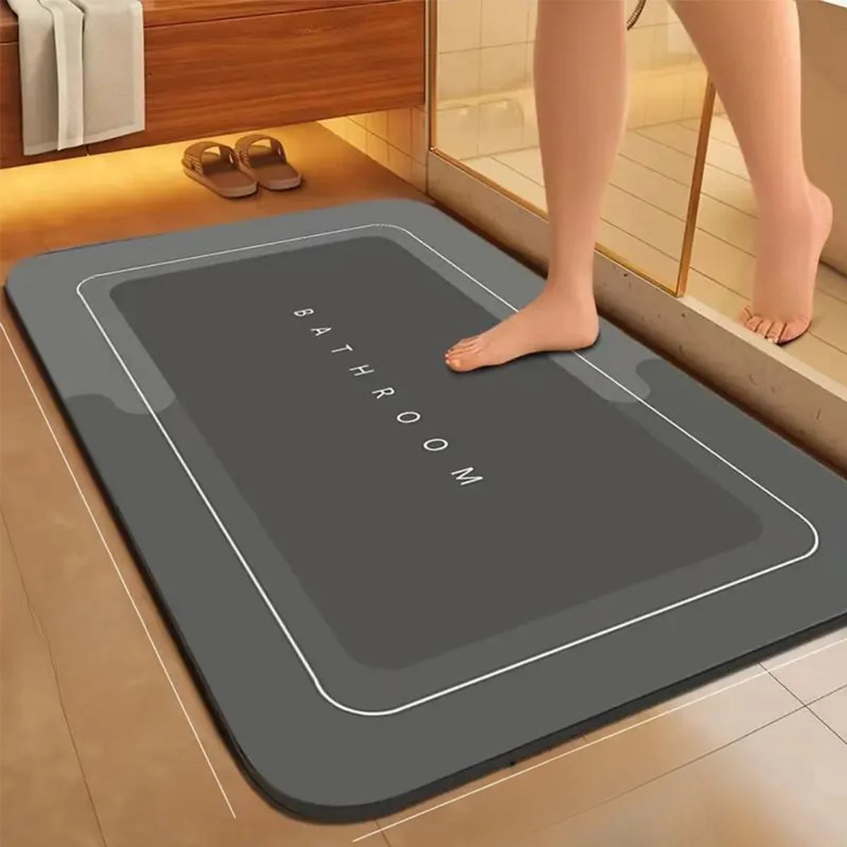 tapis bain gris moderne antidérapant motifs pas texture gaufrée noir sous sol salle bain