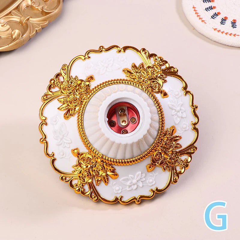 support lampe ornemental baroque or argent rouge ornements floraux motifs géométriques opaques