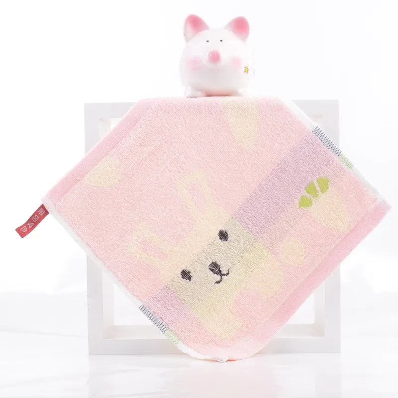 serviettes coton animées dessin triangles lapins nuages étoiles clips enfants rose bleu