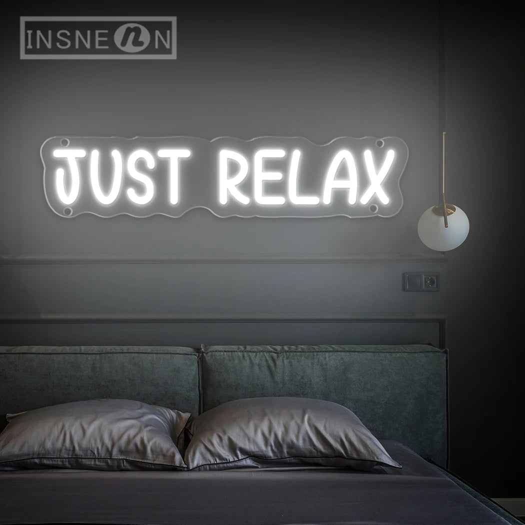 néon lumineux JUST RELAX blanc moderne câble USB interrupteur ON/OFF fixations chambre décoration festive