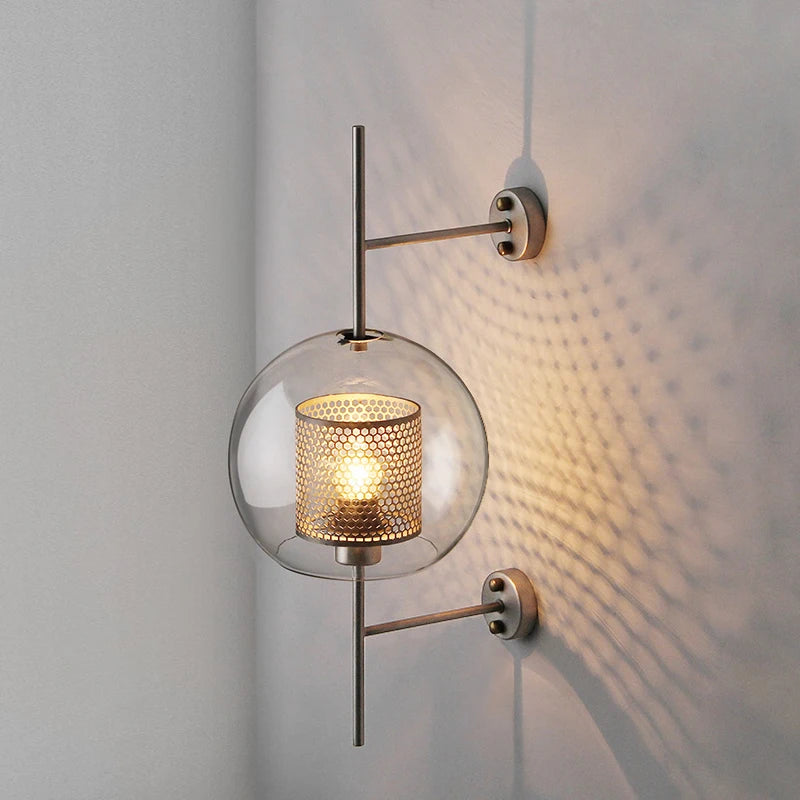 lampe murale moderne or argent transparent perforée éclairage cuisine décoration intérieure