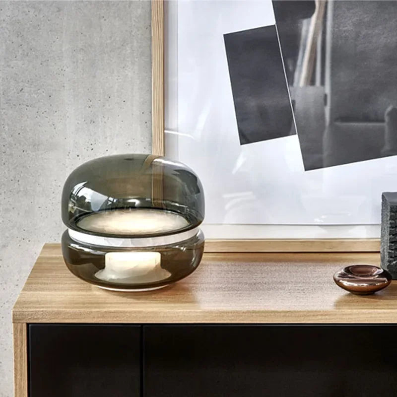 lampe poser verre marbre gris fumé éclairage led moderne minimaliste interrupteur bouton vitrail opacité