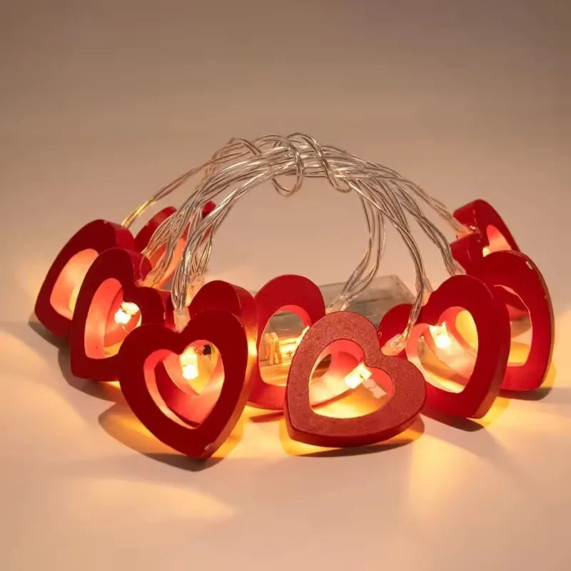 Guirlande lumineuse utilisée pour une décoration de fête d'anniversaire