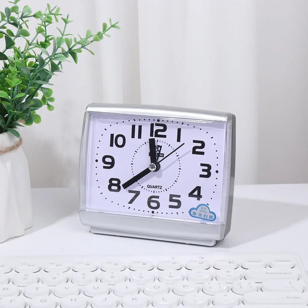 horloge table minimaliste noir blanche cadran quartz numéros classique transparente lignes heures élégante vintage
