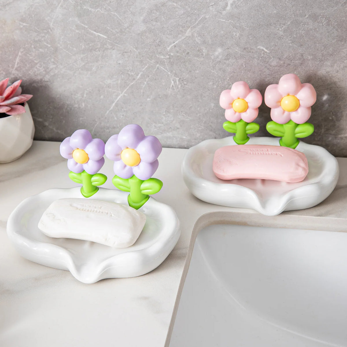 support savon moderne fleurs stylisées blanc rose vert jaune orange violet adhésif salle bains