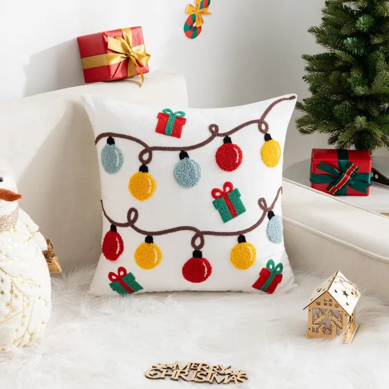 housses coussins brodées noël rennes neige opaques nordique rouge blanc gris festive