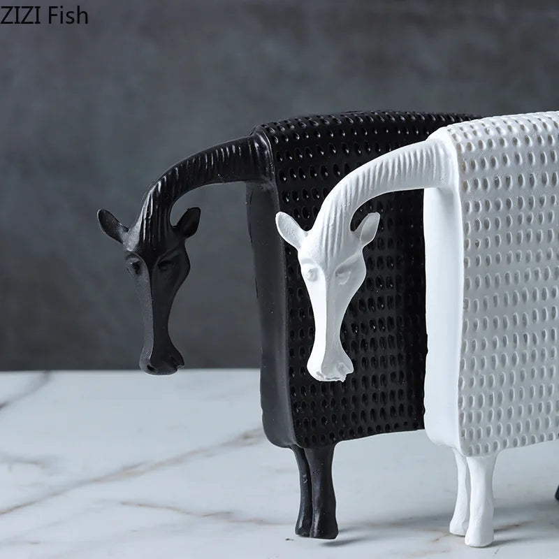 figurines animales vaches résine noir blanc modernes minimalistes décoratives deux image