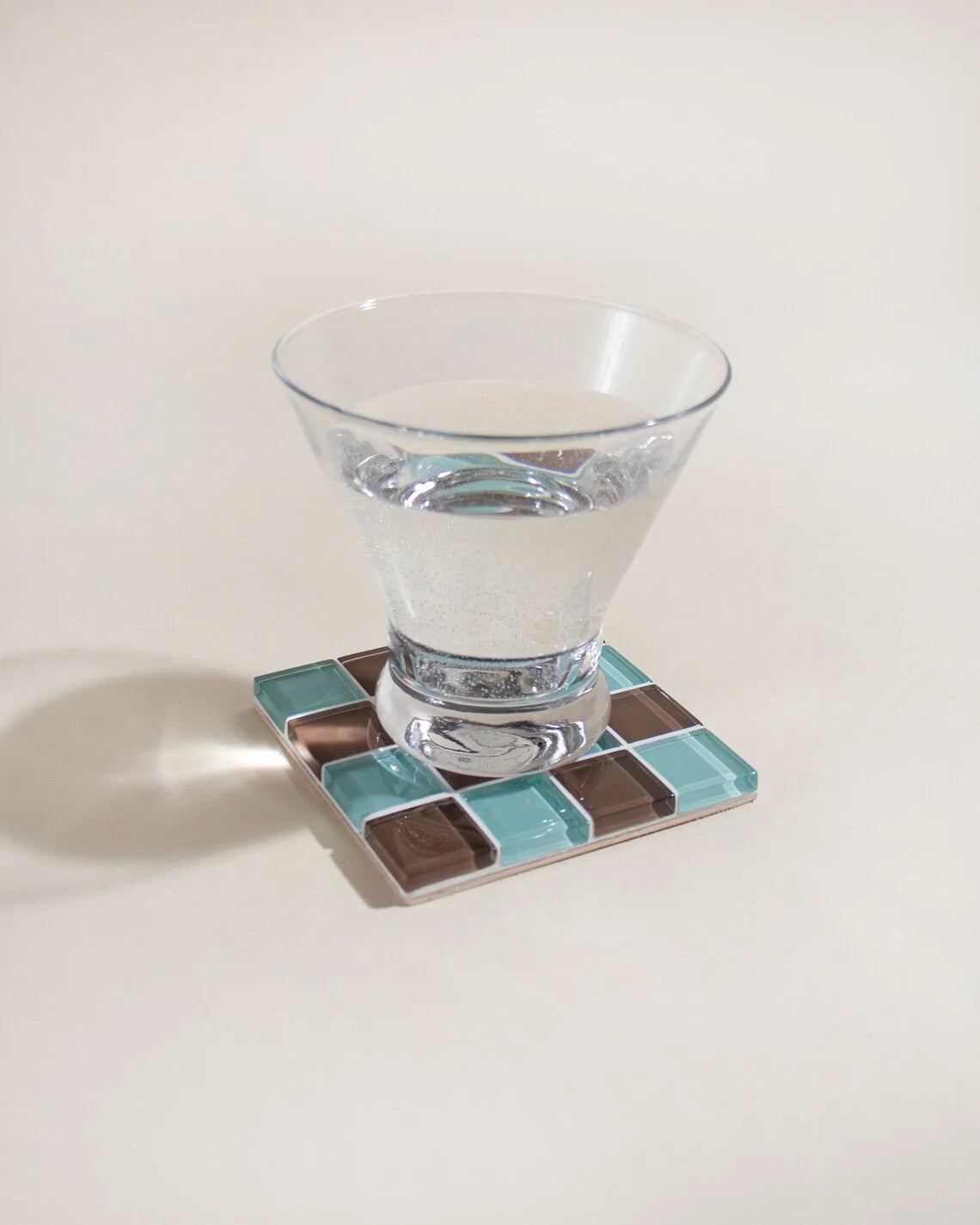coasters verre mosaïque couleurs vives moderne maison decoration jouets adultes cocktail