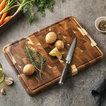 planches découper bois acacia couteaux légumes herbes rustique cuisine basaltique respectueux environnement