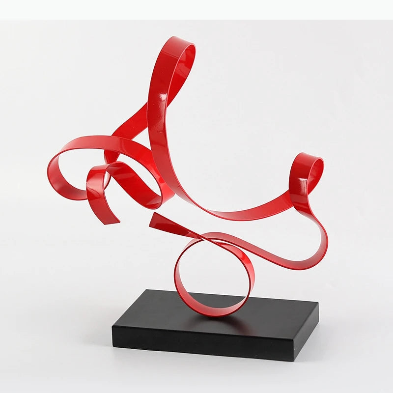 sculpture moderne abstraite rouge noir surface lisse brillante décoration matériaux organiques contemporain art