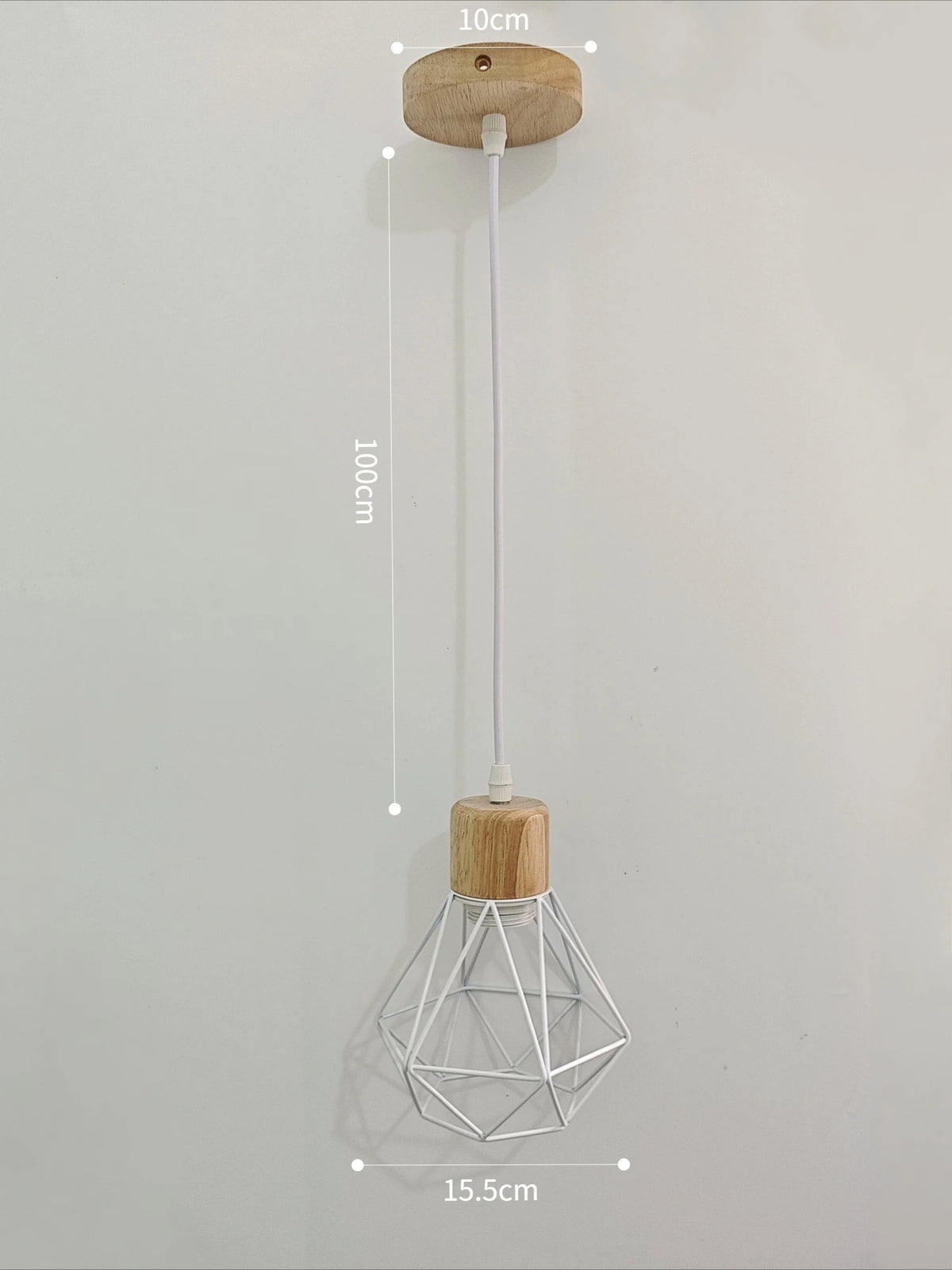 suspension lumineuse industrielle cage métal finition bois naturel ampoule filament noir moderne
