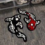 tapis moderne graphique pois squelette noir blanc rouge antidérapant intérieur extérieur chambre salon