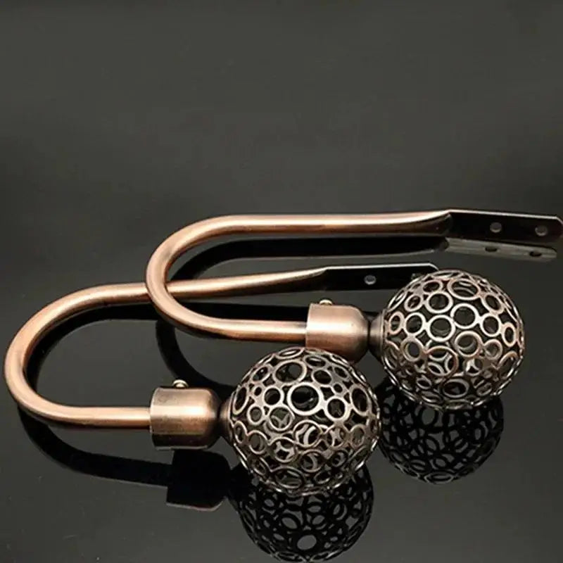 boucle rideau métal bronze argenté doré cuivre moderne élégante perforée sphérique