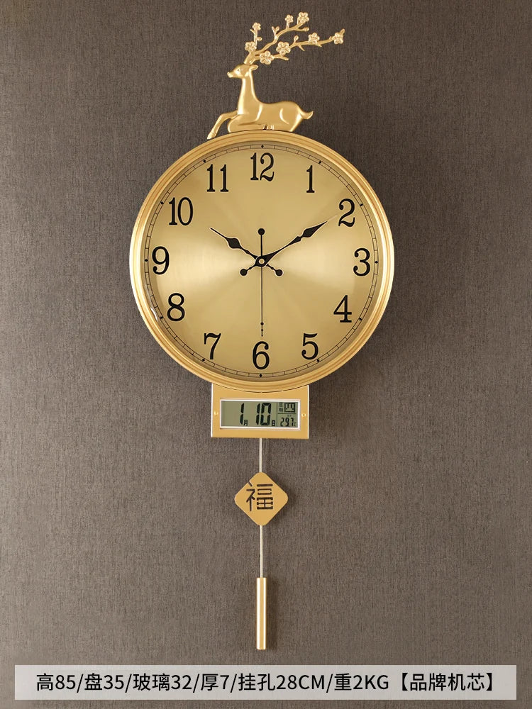 horloge murale classique aiguille vintage salon décor floral texture métal