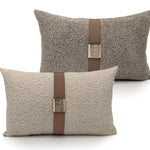 housse coussin lit patchwork gris clair contemporain texture bouclée fixation polyester