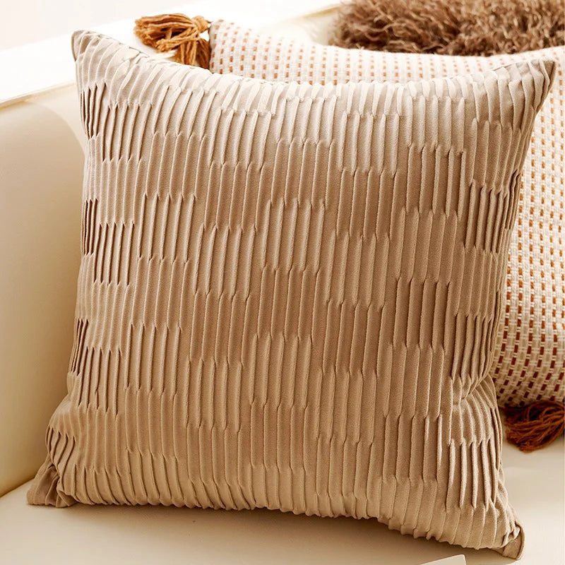 housse coussin décorative motif floral beige marron texture douce canapé lit salon moderne élégant