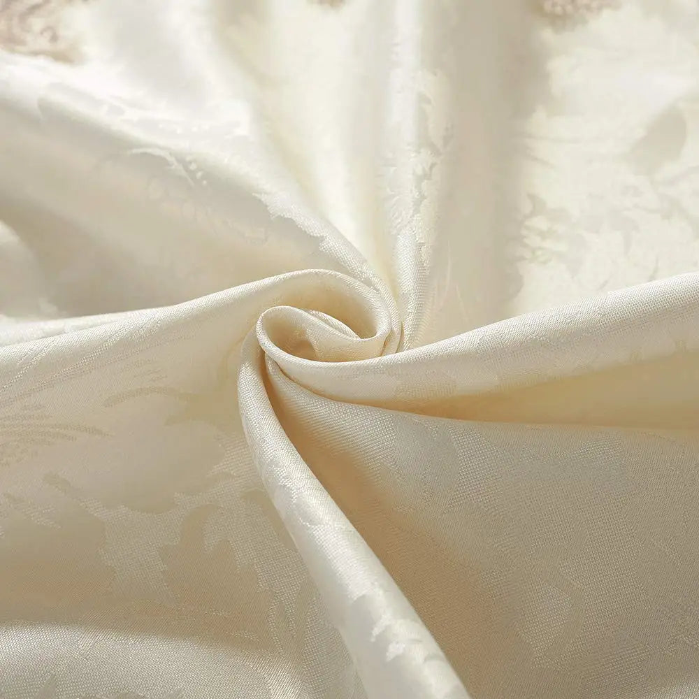 nappe table rectangulaire dentelle blanche broderie fleurs classiques élégante mariage banquet cuisine rustique