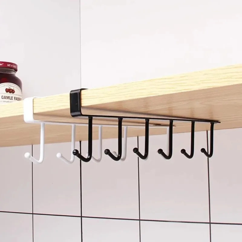 porte ustensiles suspendus crochets métal moderne blanc noir tasses spatules cuillères rangement cuisine minimaliste