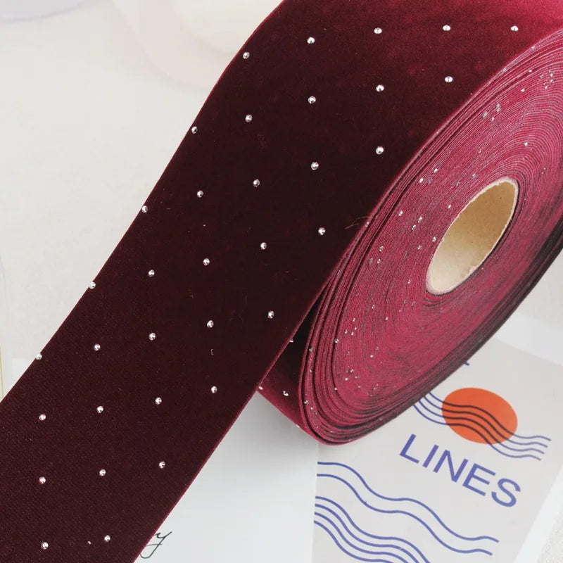 ruban velours rouge petits points blancs 100 polyester largeur 6cm 20mètres