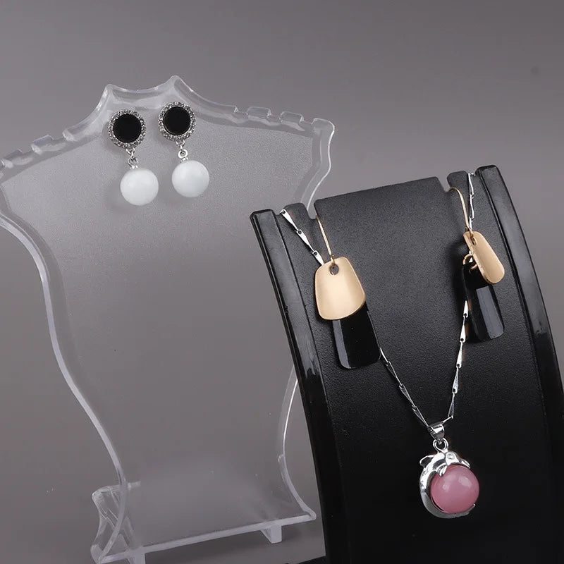 Présentoir de colliers noir avec design mannequin pour vitrine