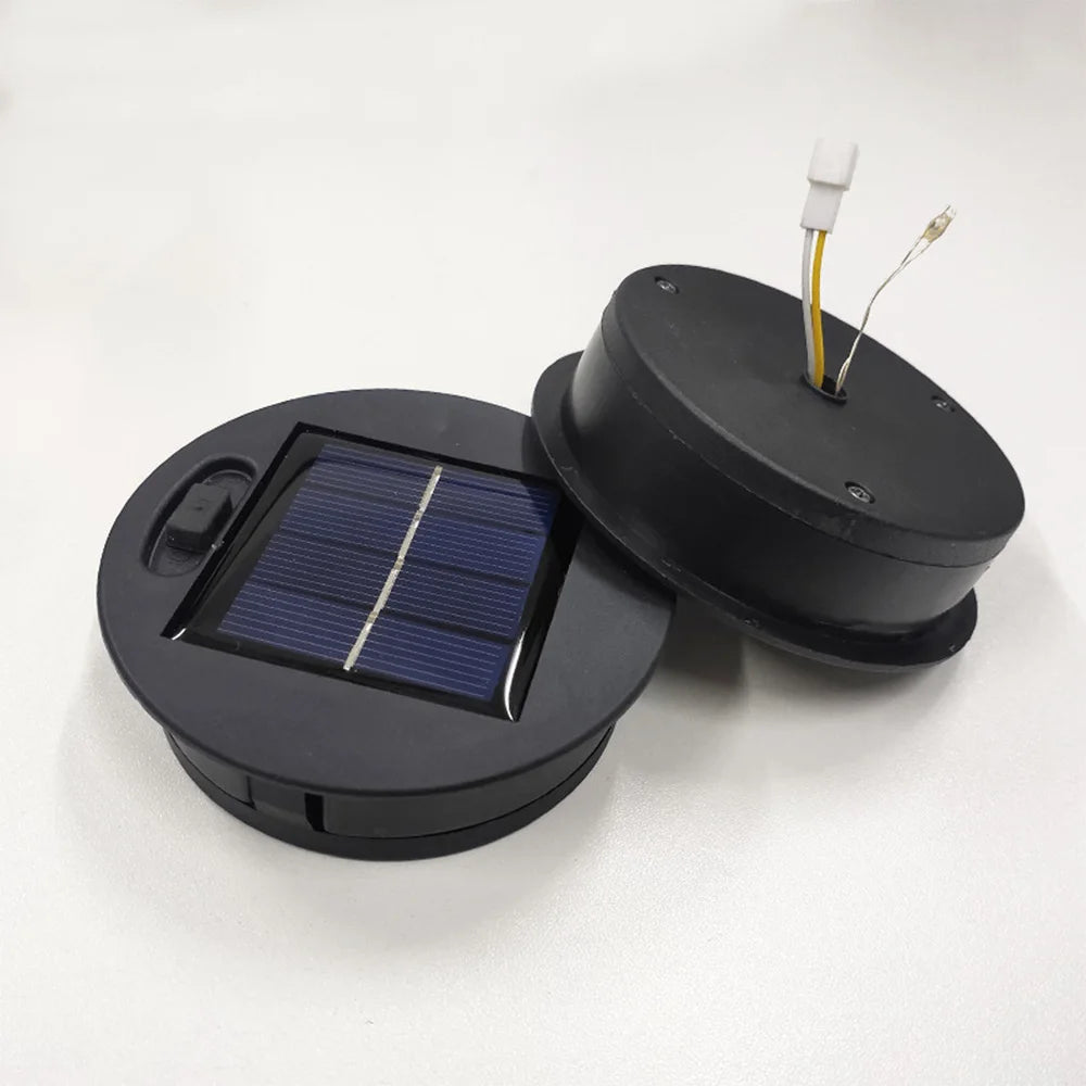 arrosoir lumineux solaire doré motifs floraux tringle noire led moderne jardinextérieur