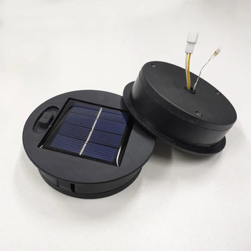 arrosoir lumineux solaire doré motifs floraux tringle noire led moderne jardinextérieur