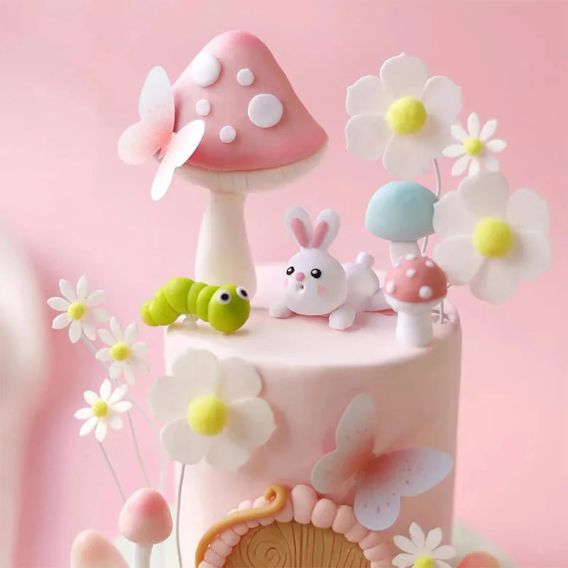 décoration gâteau enfant lapin champignon fleur papillon ver fantaisie colorée anniversaire fête baptismale