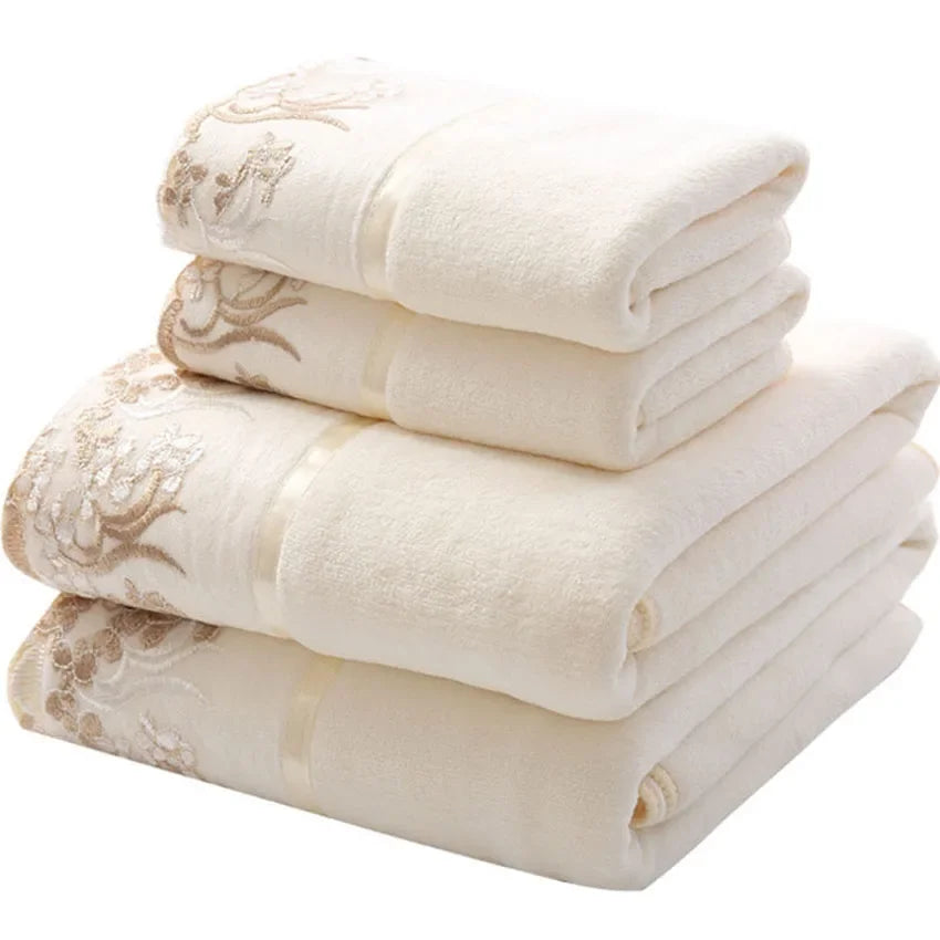 serviettes bain microfibre brodées fleurs dentelle beige rose bleu blanc rapide absorption familleétalement