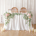 décoration romantique table mariage fleurs artificielles roses feuilles vertes bougies